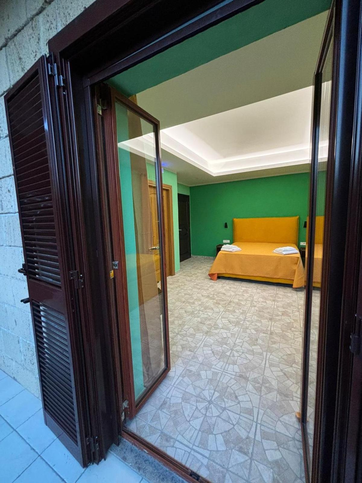 Domus Arco Romano Guest House Itri Εξωτερικό φωτογραφία