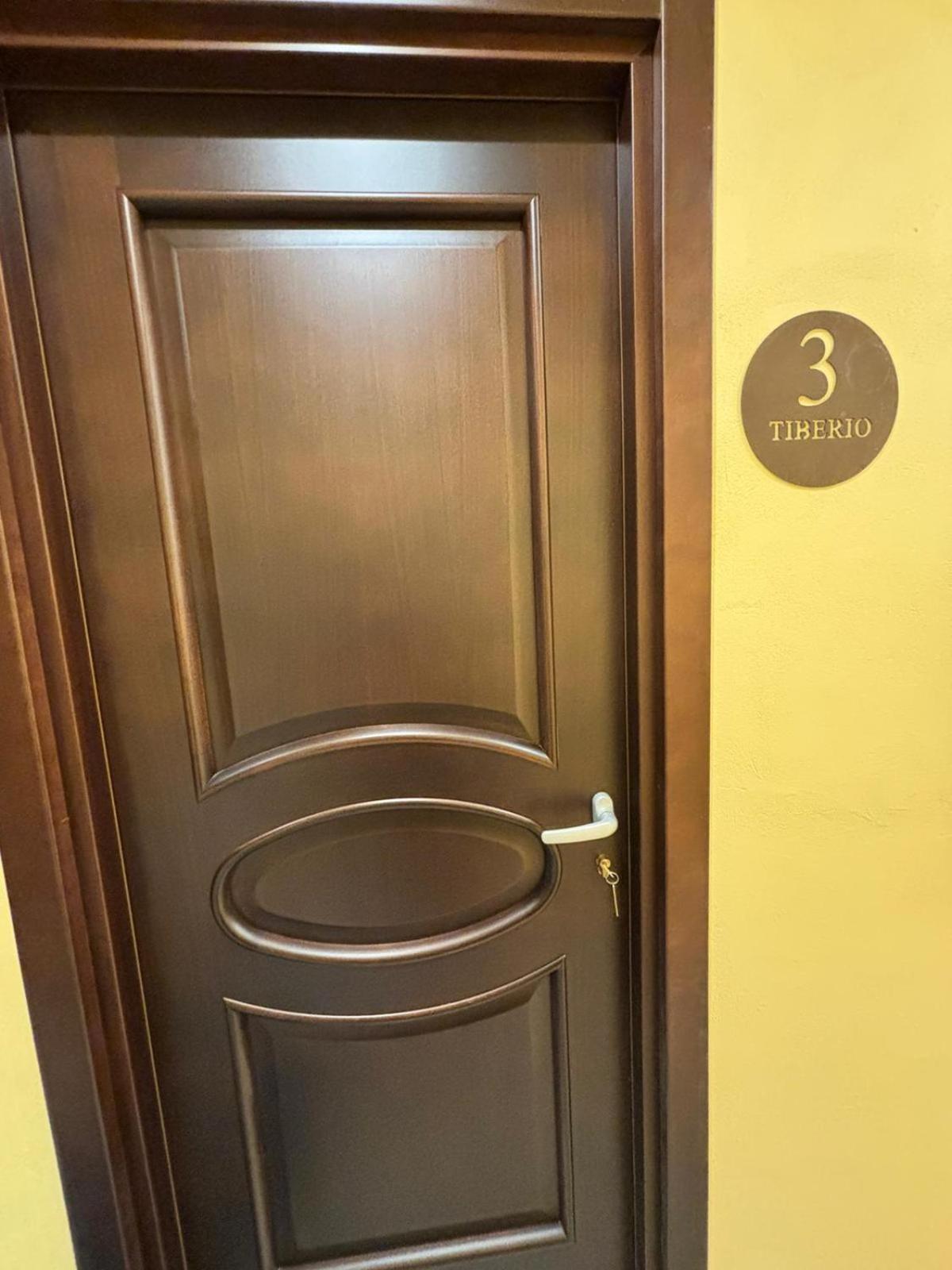 Domus Arco Romano Guest House Itri Εξωτερικό φωτογραφία
