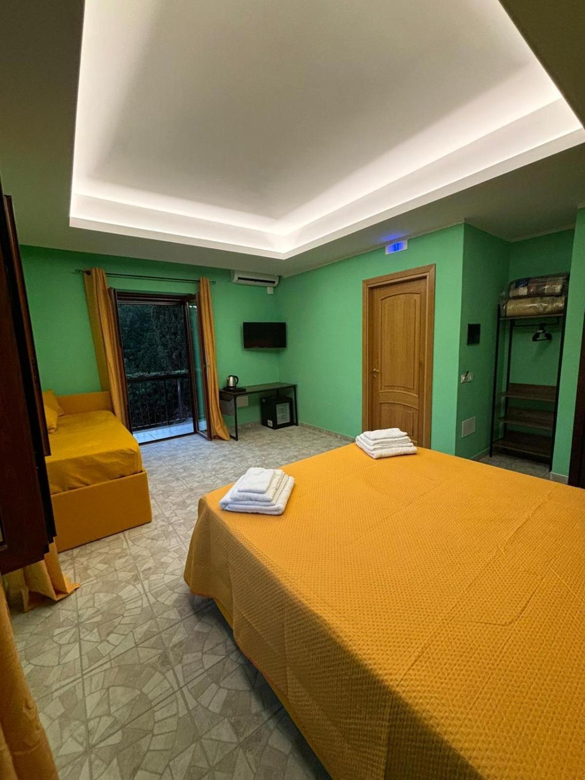 Domus Arco Romano Guest House Itri Εξωτερικό φωτογραφία