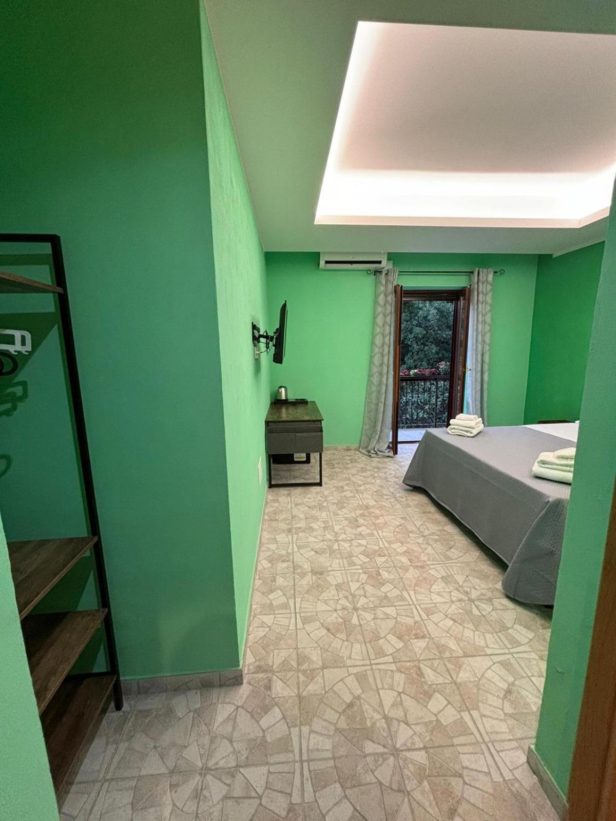 Domus Arco Romano Guest House Itri Εξωτερικό φωτογραφία