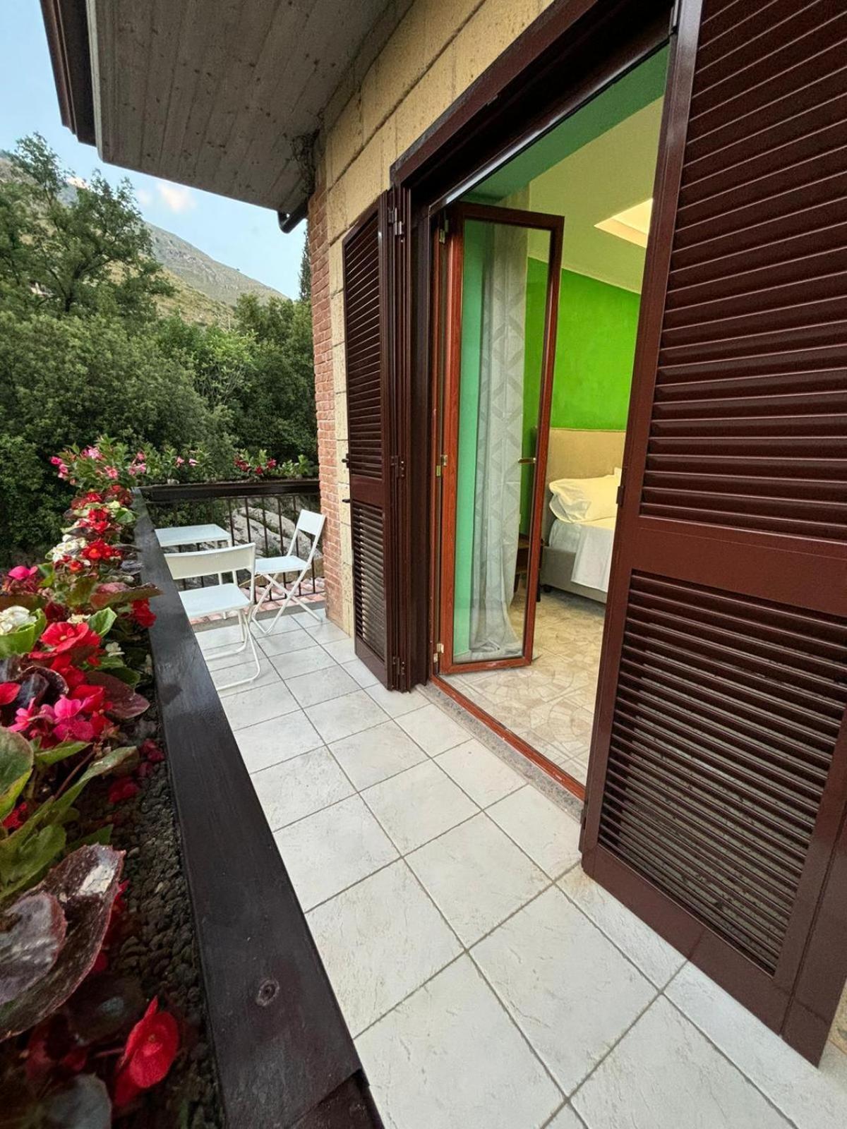 Domus Arco Romano Guest House Itri Εξωτερικό φωτογραφία
