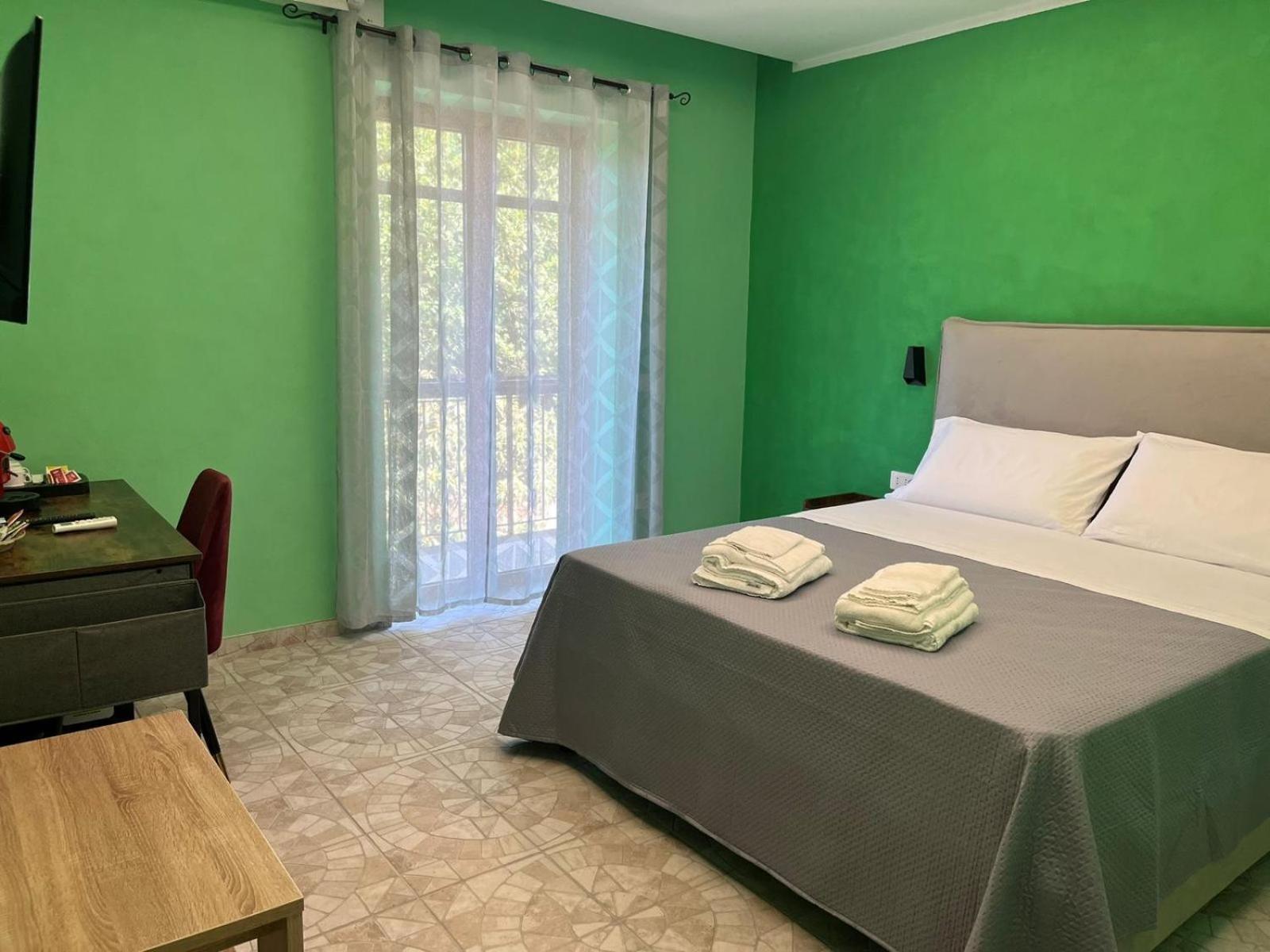 Domus Arco Romano Guest House Itri Εξωτερικό φωτογραφία